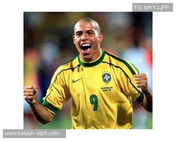 足球巨星巅峰时刻:他们如何成就伟大与突破极限的传奇